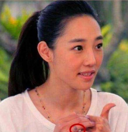 原创娱乐圈明星的纹身我只服白百何的纹身网友这个位置好尴尬