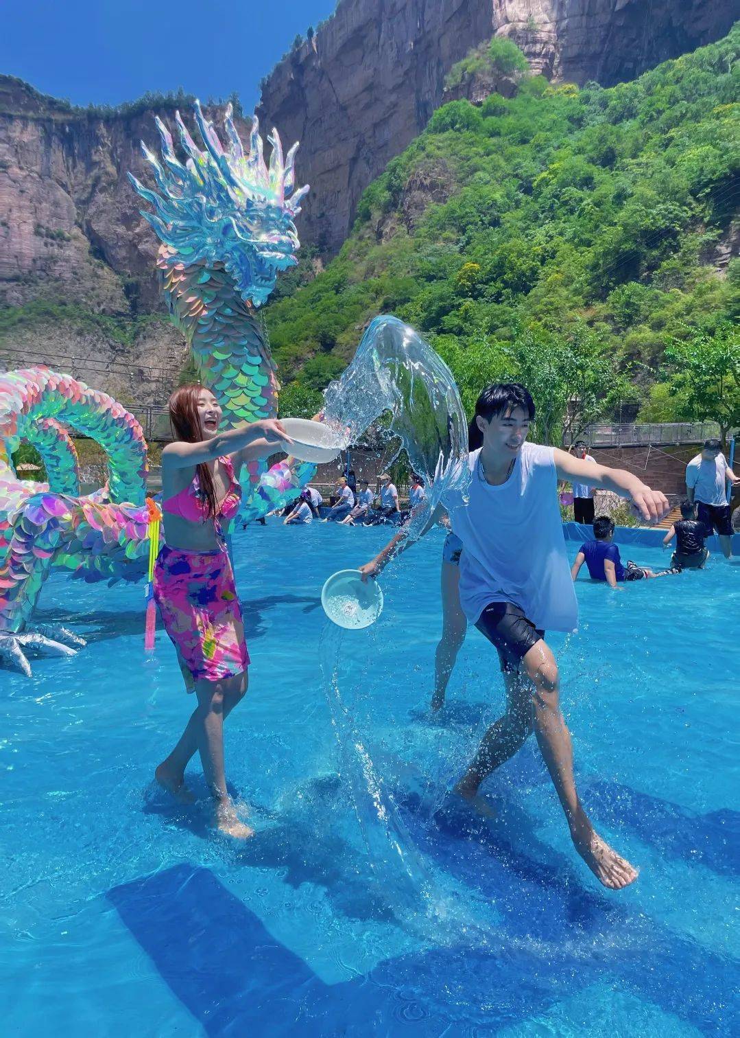 河南旅游：清凉避暑，宝泉泼水狂欢节教你如何对抗酷夏！
