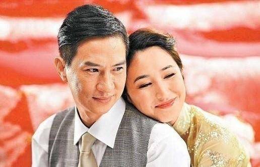 原创53岁张家辉与56岁关咏荷结婚17年恩爱如初令人羡慕