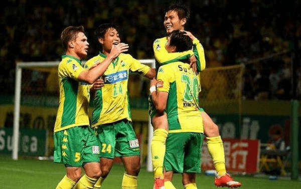 ��ְ�������ݾ�vs¹��¹�� ���ң��µ�����vs Ⱥ����Ȫ