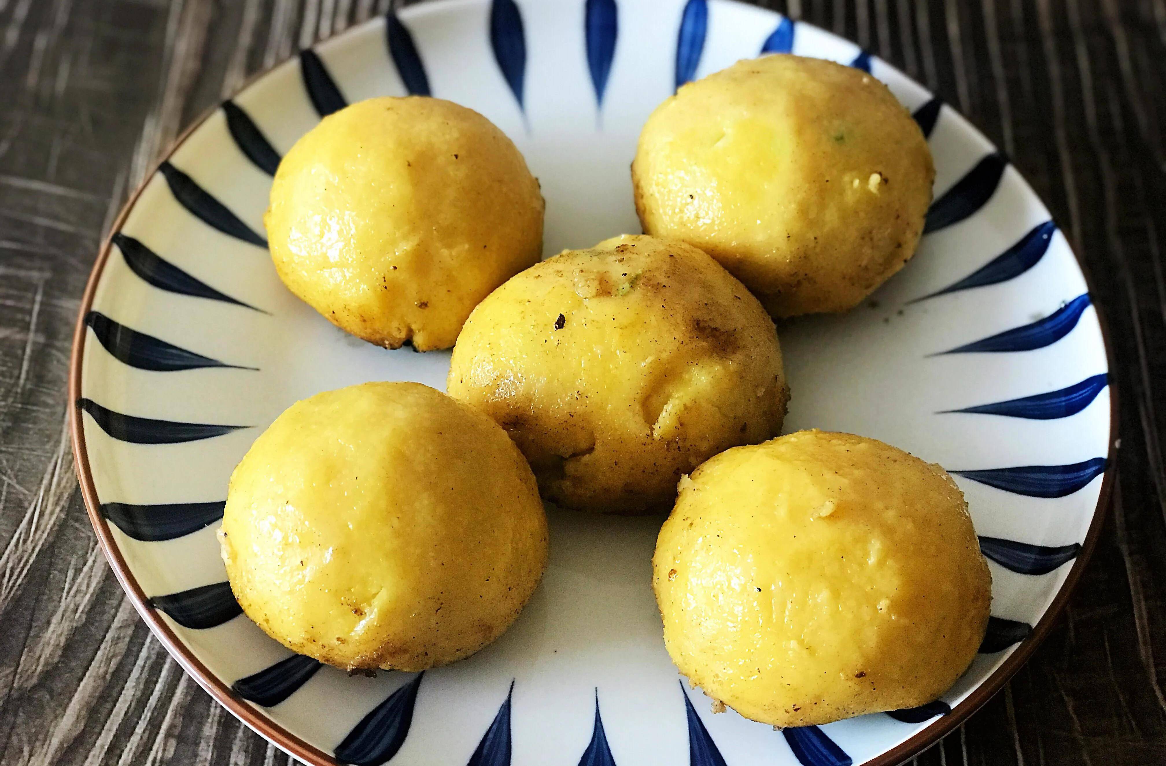 原创西葫芦鸡蛋虾皮馅的菜饽饽小时候的味道现在仍然吃不够