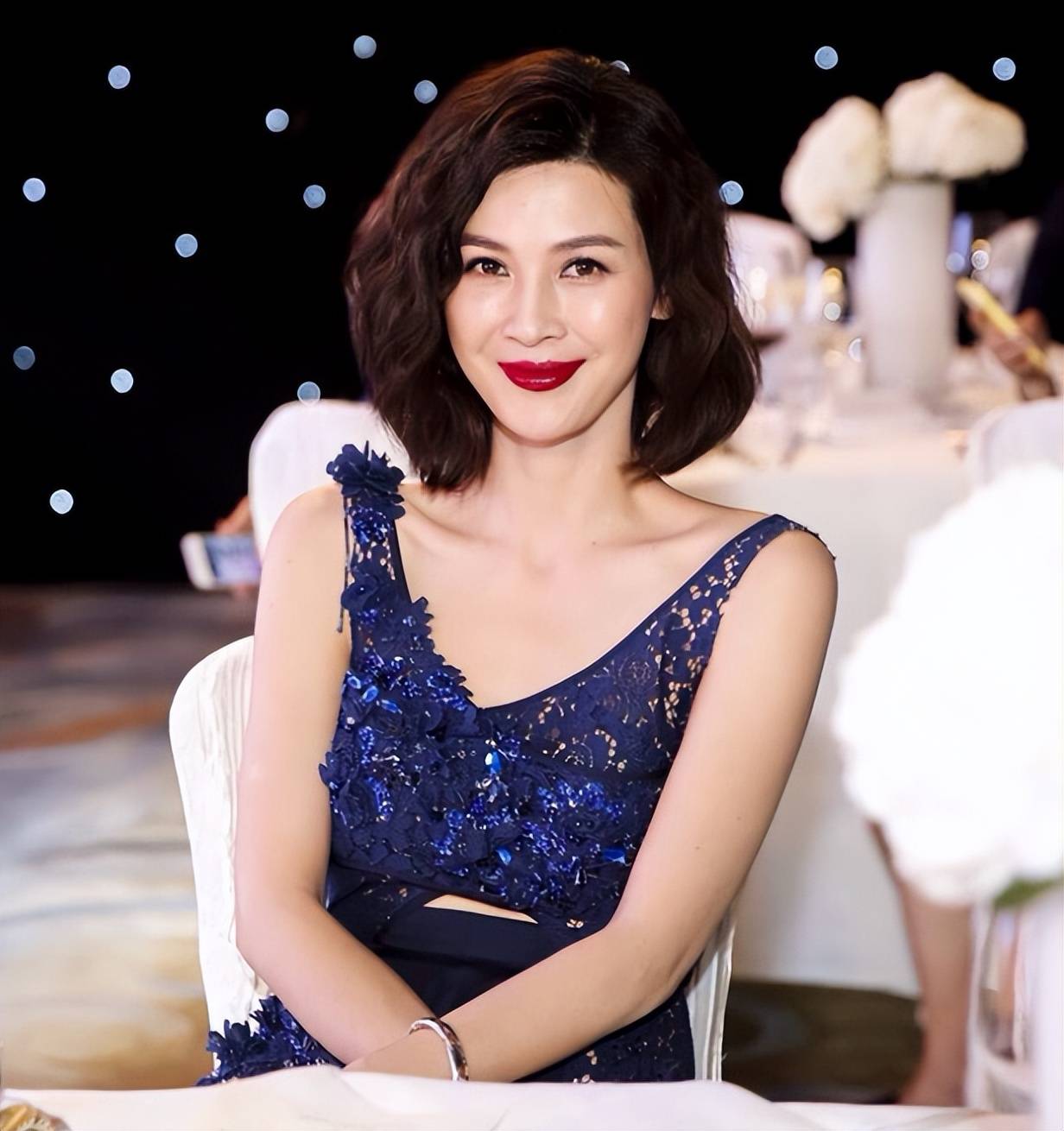 童蕾:与周一围恋爱5年,与二婚富豪结婚,现在过得怎么样_习惯_时候_这