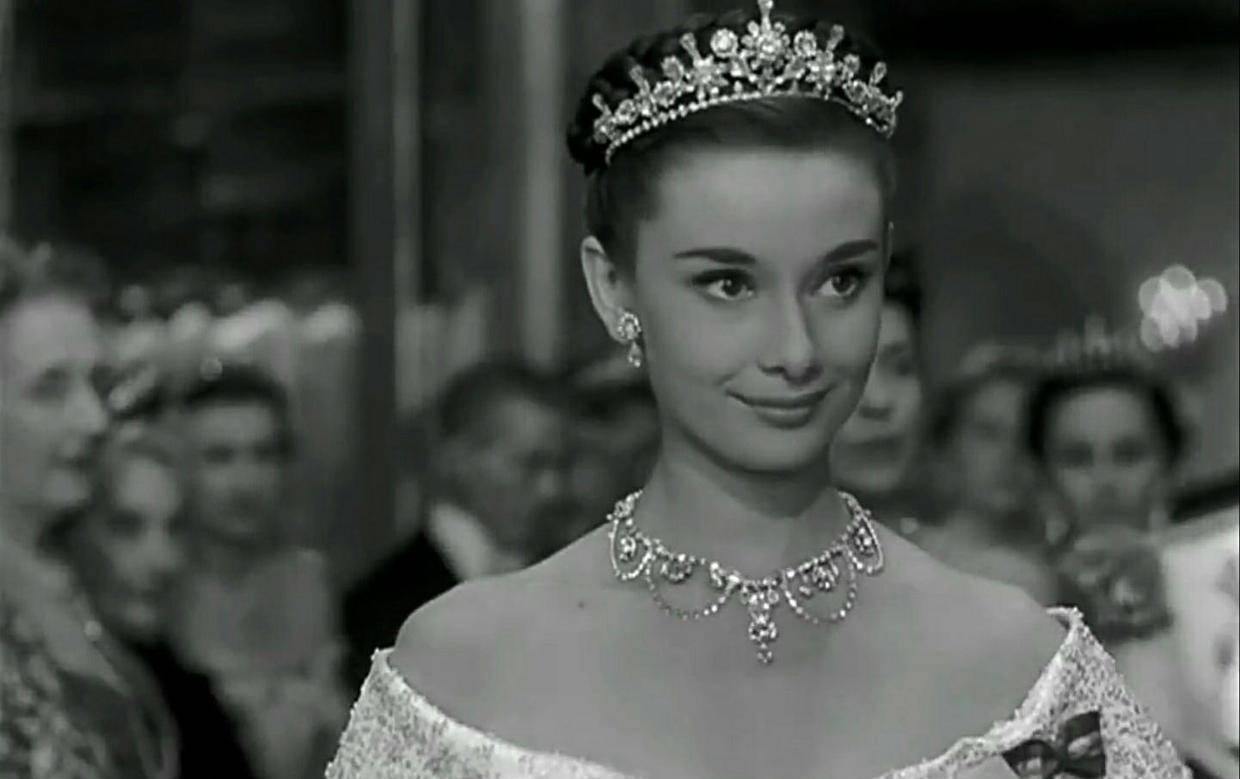 原创曾是欧洲最美公主的她穿dior衣品不输大明星却得不到爱情