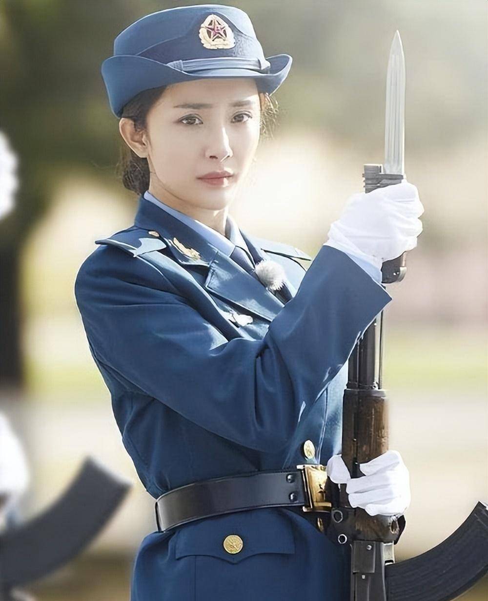 同样饰演"警花",把孙俪,杨幂和刘涛放在一起,差距就
