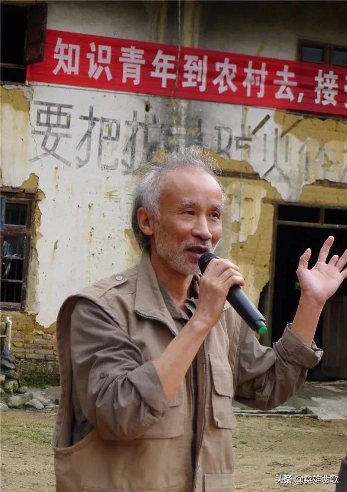 原创蛇痴陈远辉一生与毒蛇共舞1989年发现了价比黄金的蟒山烙铁头