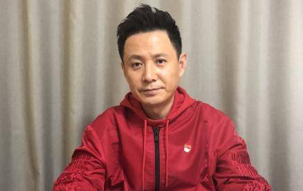 19年前,郭广平对一女学生一见钟情,相差11岁并且2年后结婚_常小川