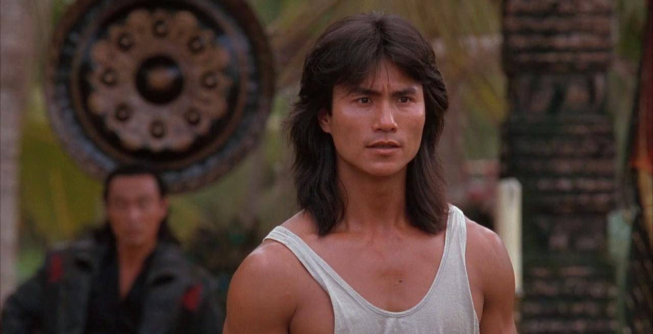 也是著名电影《格斗之王》中给人留以深刻印象的"刘康"——他就是演员