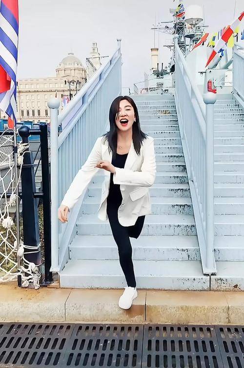 残疾人_高跟鞋_姐姐