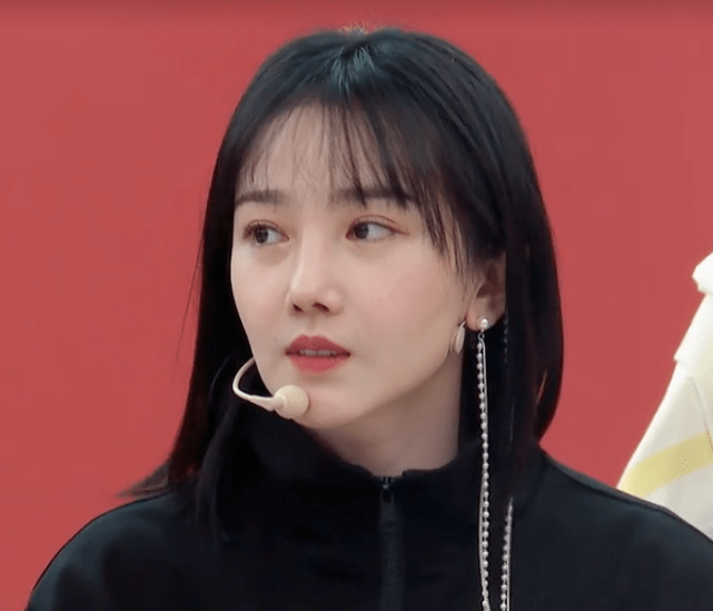 浪姐2:陈小纭被称整容模板,和宣璐同框时美颜消失,还顺利抢镜_节目