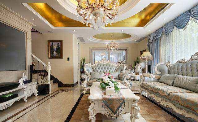 杨紫家的豪宅是一栋别墅,据说坐落在北京某个地方,那边的别