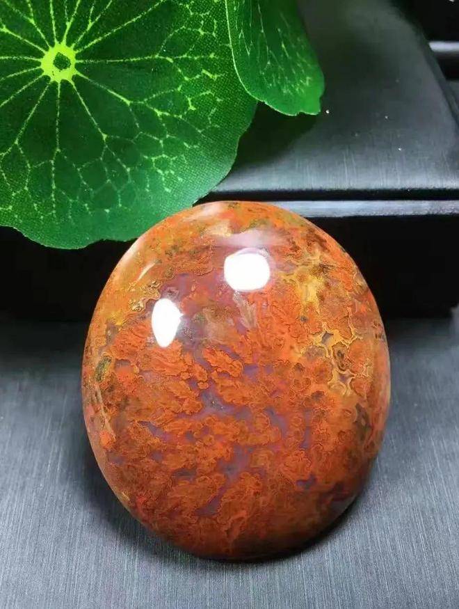 玩了这么多年,可知道它为啥叫战国红?_颜色_红玛瑙_红色