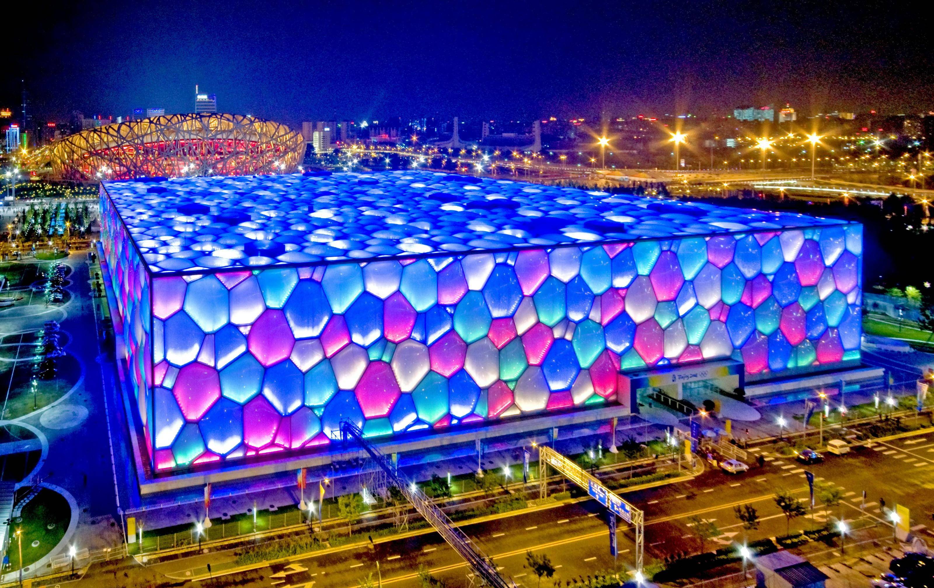 "豪门清流"郭晶晶:霍家豪掷千万求娶,大婚连换十二套百万礼服