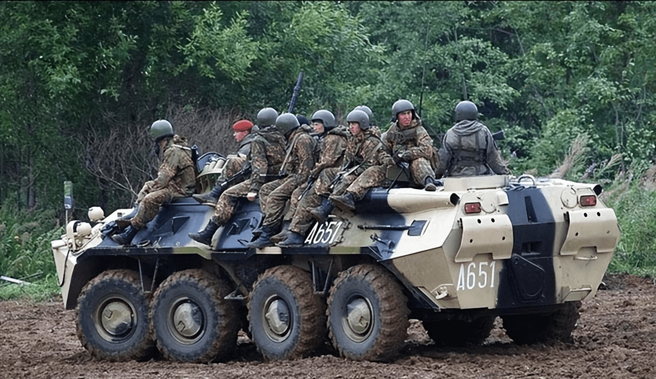 btr80防浪板图片