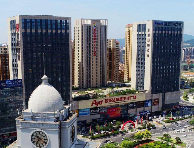 威海晚报传媒●主办单位:富城国际,欧亚达家居威海生活61家摄影比赛