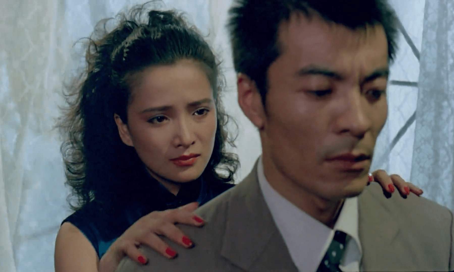 刘威,才明白当年他为何抛弃杨若兮,和普通人闪婚生子_刘炜_刘伟_何晴