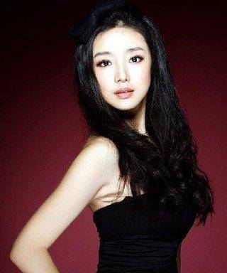 原创王永红欠下800亿只带1个女明星和61个亿跑路父亲的葬礼也不回