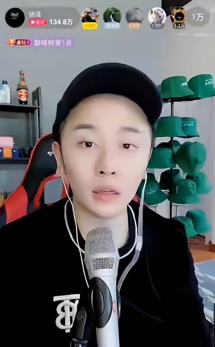 2022年明星主播偷逃税年中总结人均处罚超5600万元该封杀吗