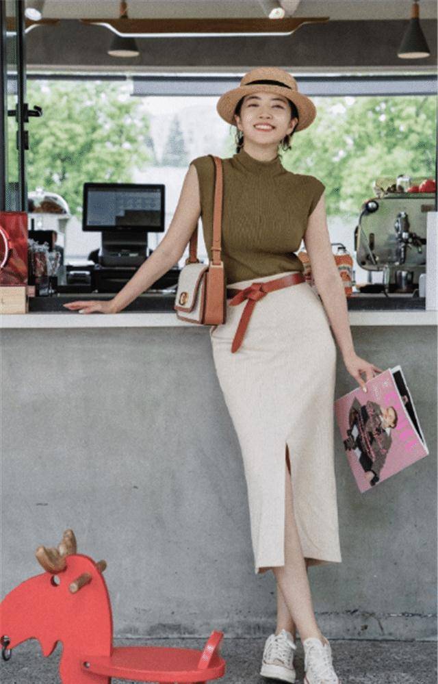 什么是高级百万博主三木凭实力走红用穿搭演绎精致优雅女人味