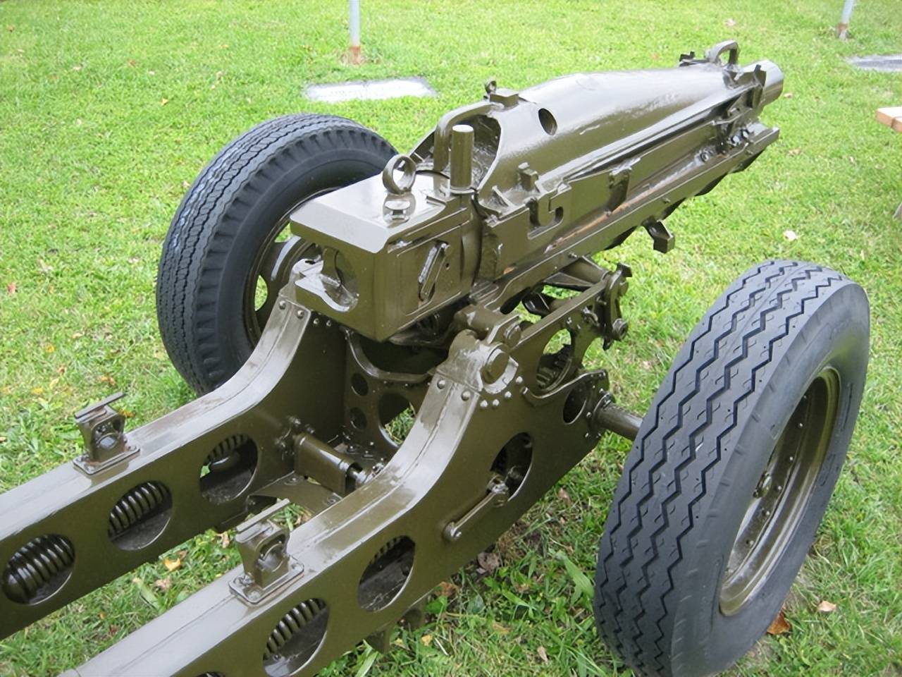 原创武器也有大器晚成的研制成功13年才量产的m1榴弹炮