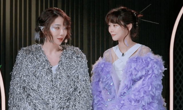 《乘风》争议不断:导演团不和,互相抢资源