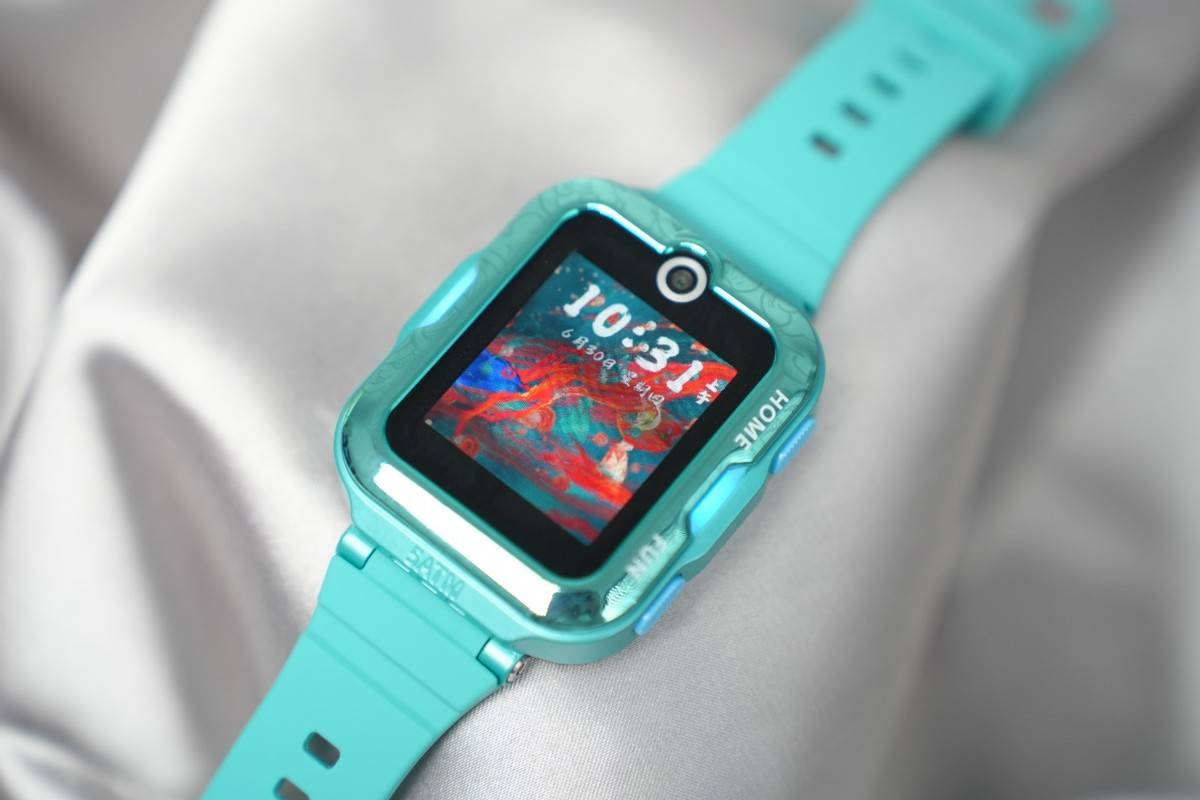 华为儿童手表 4 Pro新款发布，原来儿童手表也可以这样玩