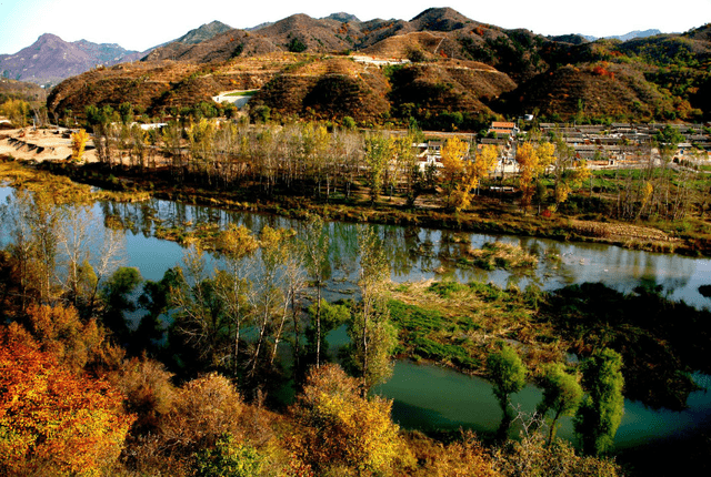 北京一自然景区走红，风景犹如梦幻世界一般，乘坐公交可直达