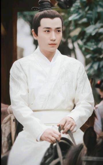 "玉面书生"朱一龙的低调上位秘史,和他的好兄弟白宇