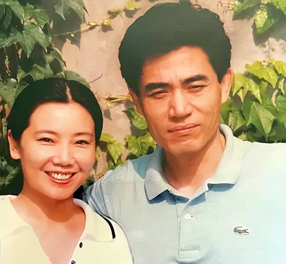 濮存昕与初恋结婚40年,葛优隐藏很深_妻子_张光北_丁勇岱