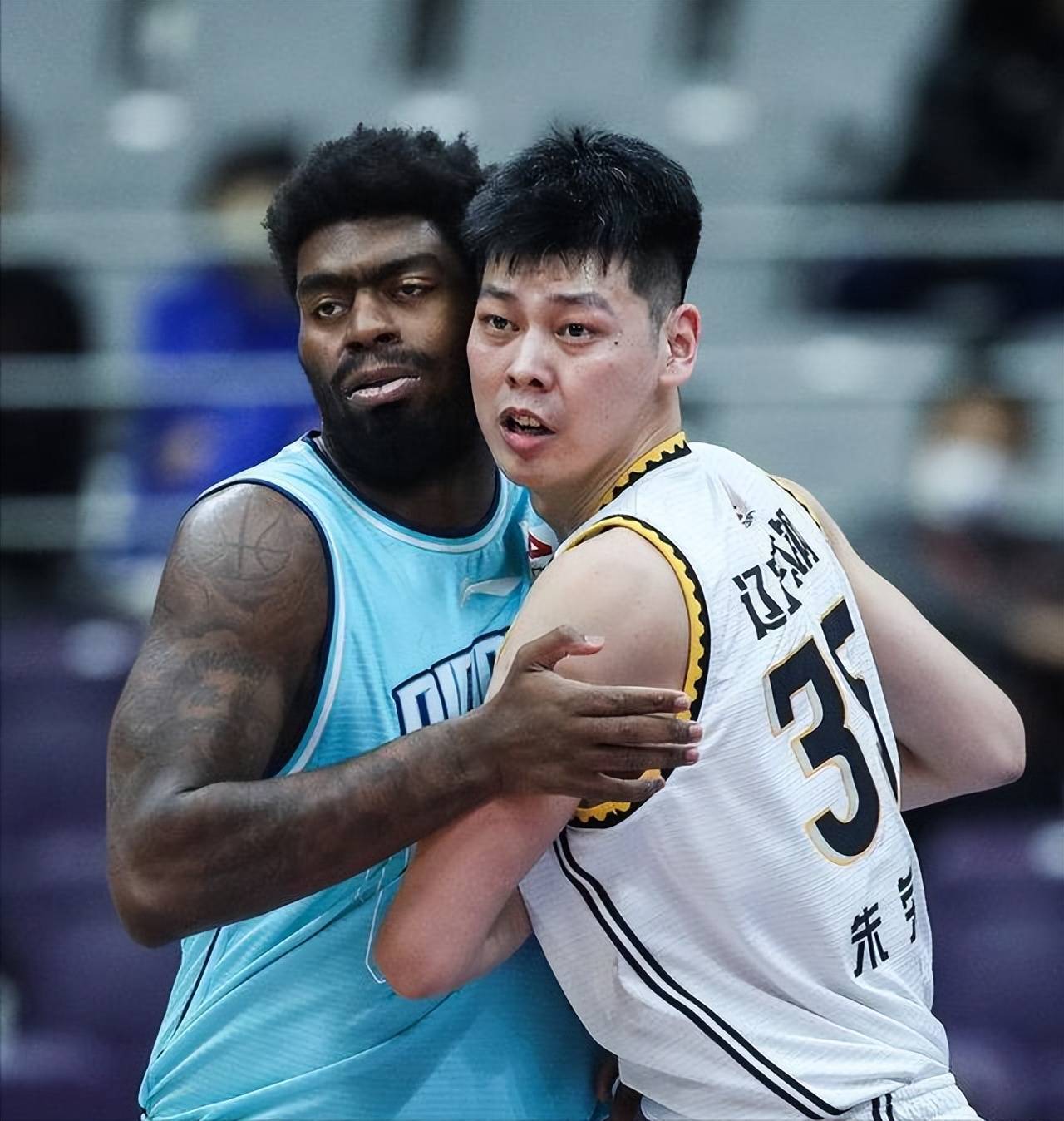 杨鸣弃用朱荣振,不如33岁顶薪老将,冠军戒指有他的?_钟诚_赛季_辽宁