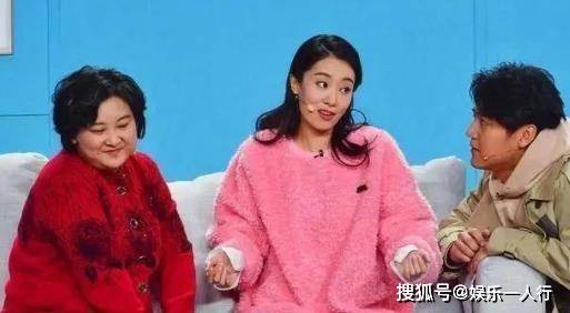 原创贾玲为何力捧张小斐，原来她俩的关系，并不是老板和员工这么简单