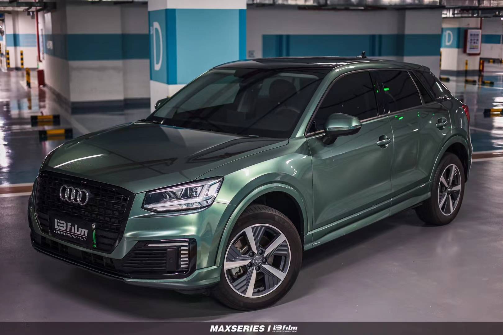 奥迪q2llbfilm改色膜液态金属苍岭绿时髦的色彩来治愈人心