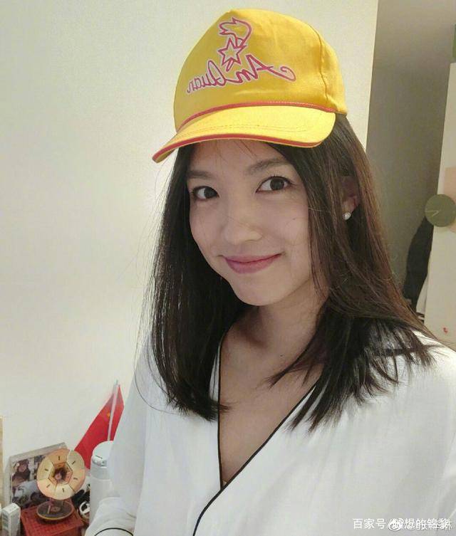 原创张梓琳为她有40万粉丝萌宠过15岁生日网友纷纷祝健康长寿