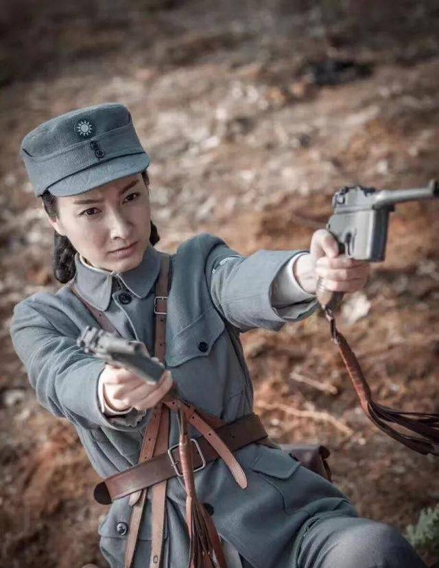 原创亮剑3吴昕造型曝光其打枪姿势被群嘲网友求别毁经典