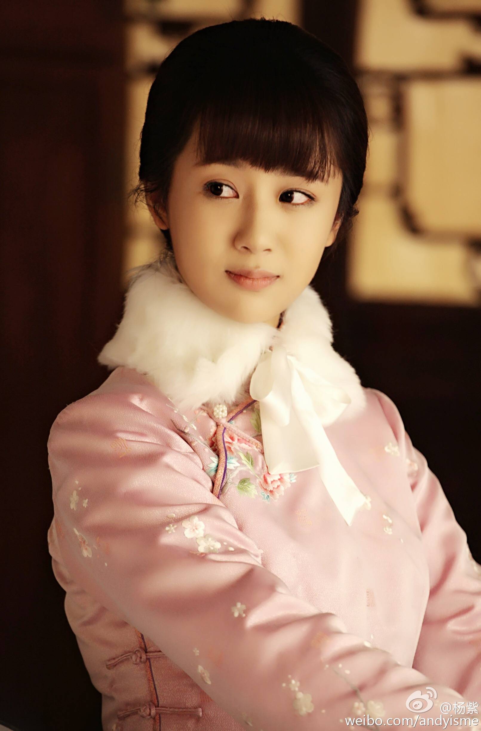 原创杨紫宋丹丹说她不漂亮男演员把她当哥们如何成为当红小花