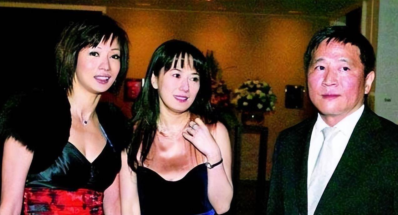 离婚25年后,戈伟如独自带娃似少女,林志隆儿女双全幸福美满