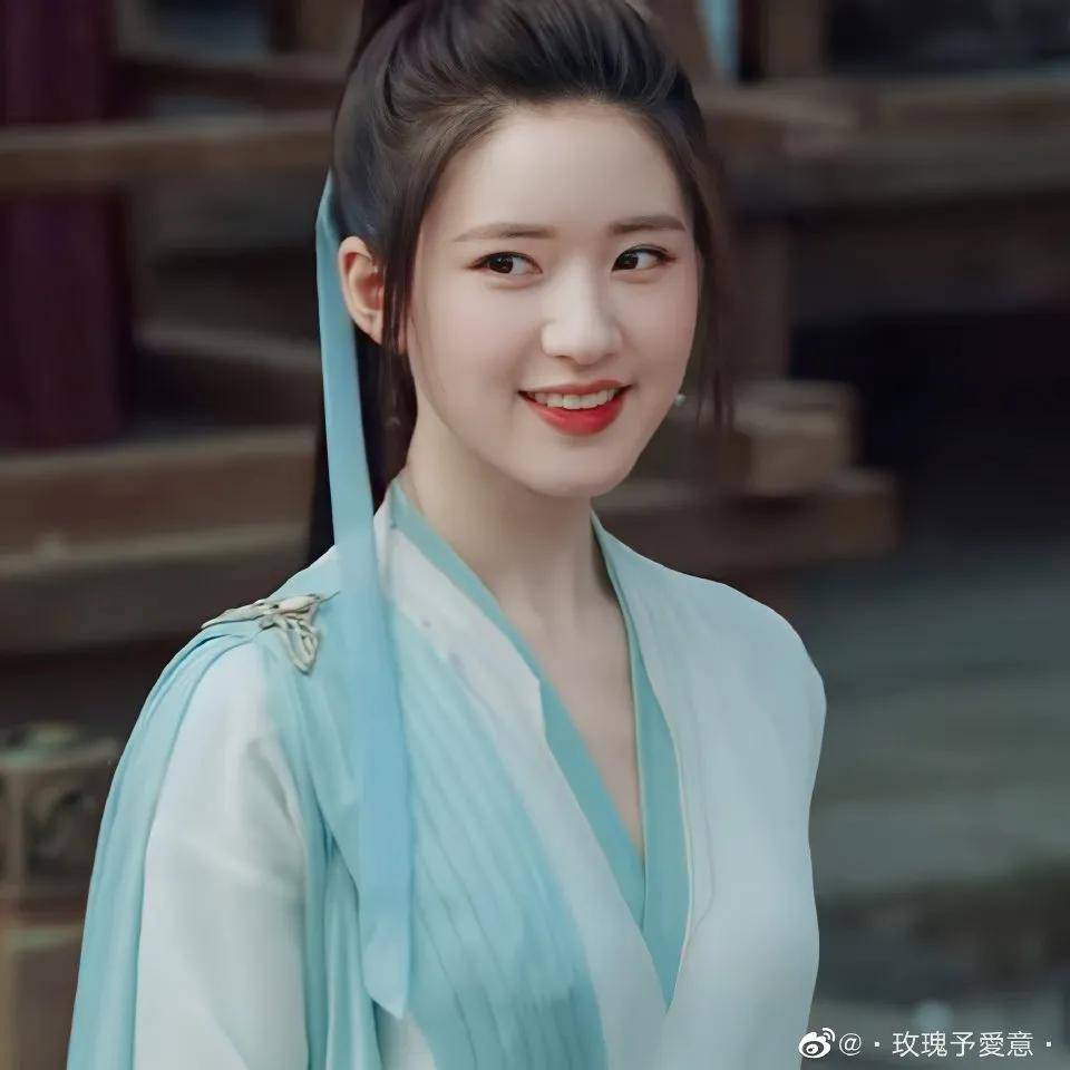 且试天下杨洋赵露思不符人设剧情太无聊顶流离糊不远了