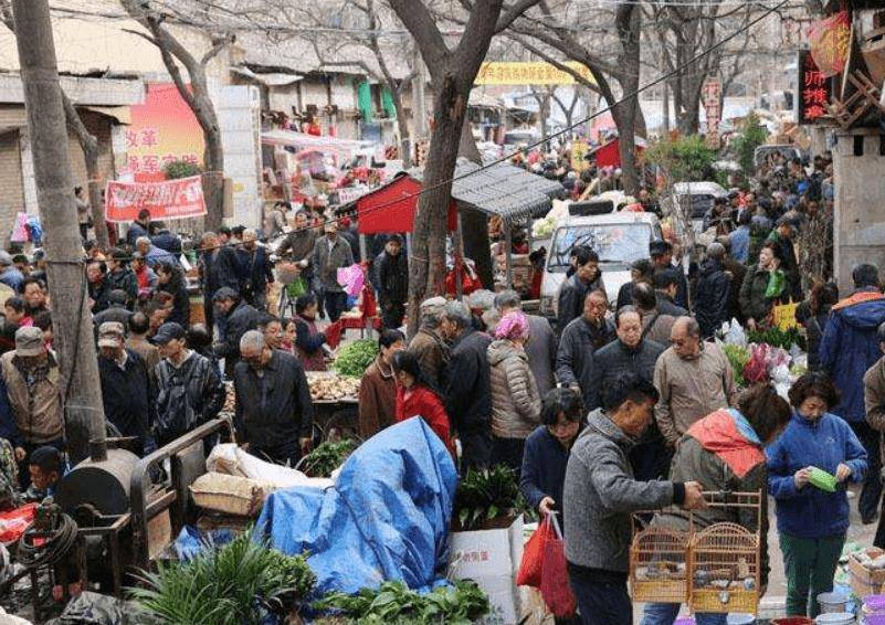 西安最具“烟火气”集市，每周仅开放两天，想要的小玩意这里都有