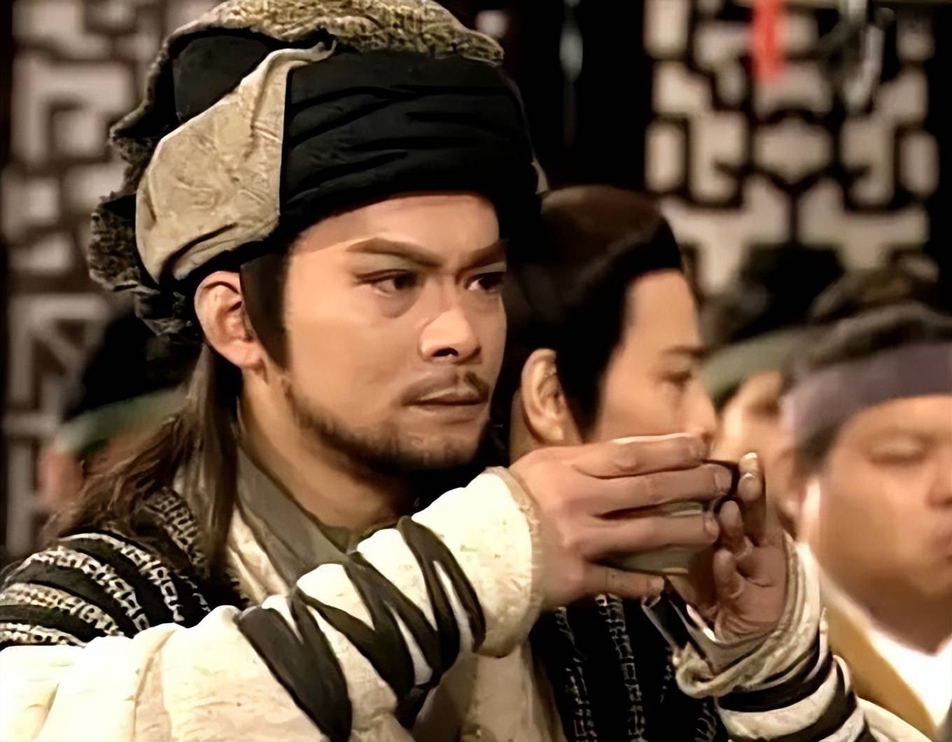 乔峰有个徒弟,消失几十年后重出江湖,培养出两个天下第一