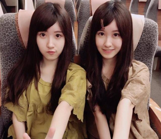 原创17年过去了当初被称为最美双胞胎的小女孩如今长成啥样了