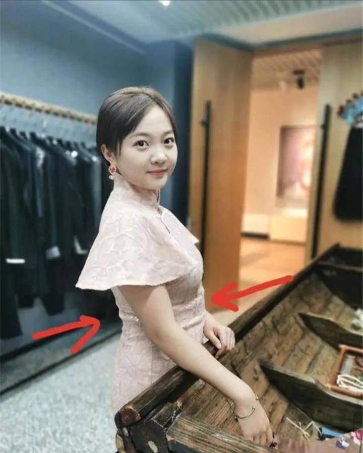 此次活动正是林妙可在为自己的新电影《谷子地》做宣传