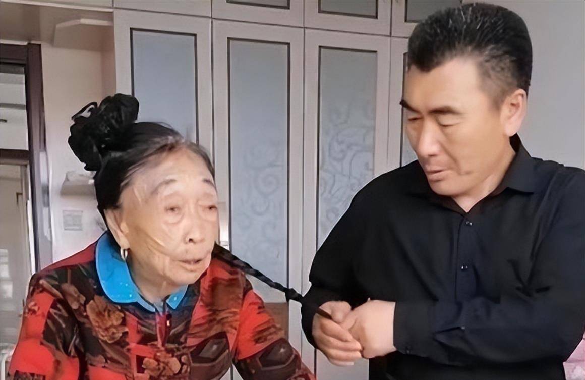 財產被奪賬號被封,85歲馬玉琴捨棄李玉成換新搭檔_兒孫_孫子_年齡