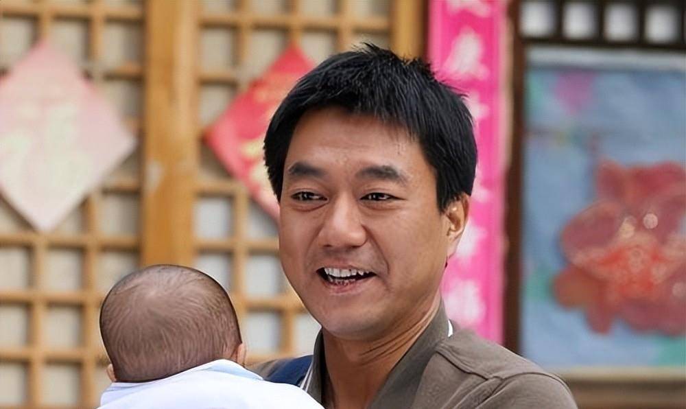 同样是演彭德怀,把董勇,宗利群,丁笑宜放在一起,差别就出来了_李晓军