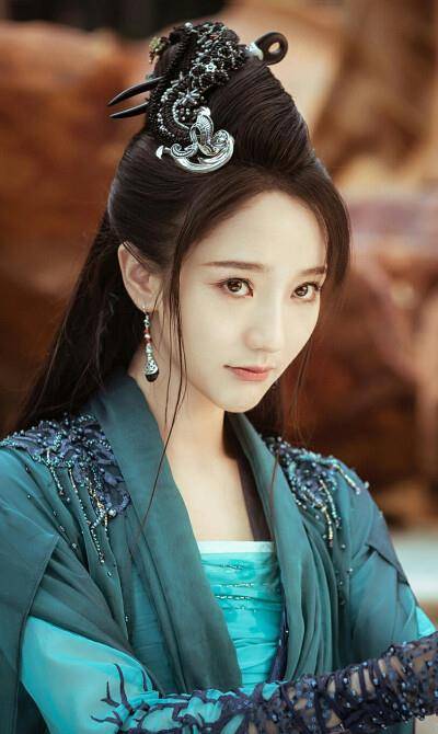 看看从前5大美女青蛇_版本_肖燕_关晓彤