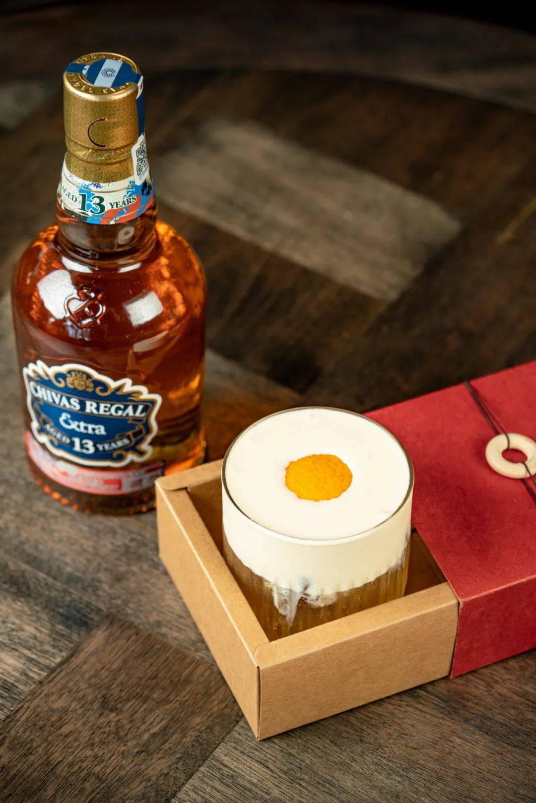 又是一季大师赛,芝华士带你feel酒杯上的百变体验