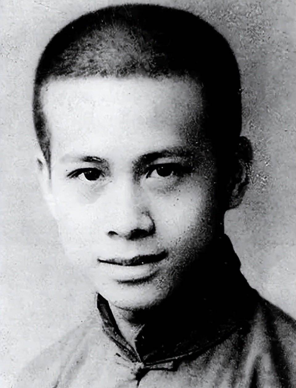 香港第一钟表富商千金庄月明,31岁下嫁李嘉诚,风光半生凄惨离世_庄静