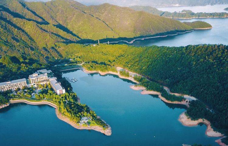 浙江一定要去的景区，湖水位居优质水之首，被誉为天下第一秀水