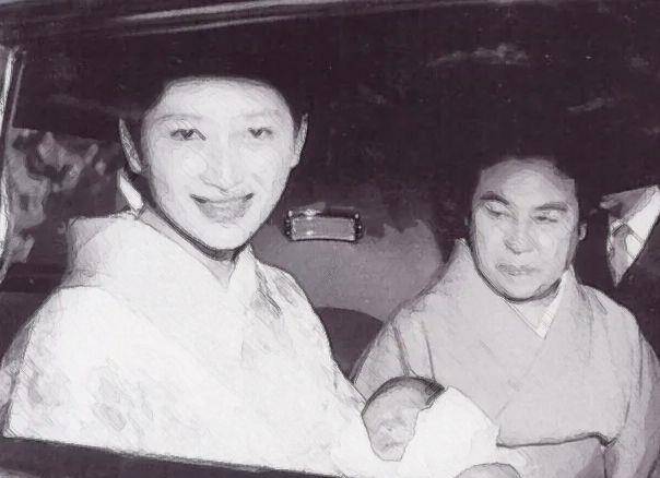 日版 容嬷嬷 牧野纯子 奉命监视美智子 成良子皇后代言人 明仁 常磐 皇室