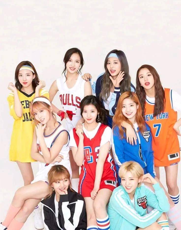 twice宣布全员续约,元气爱豆不散场!_k-pop_韩团_队内