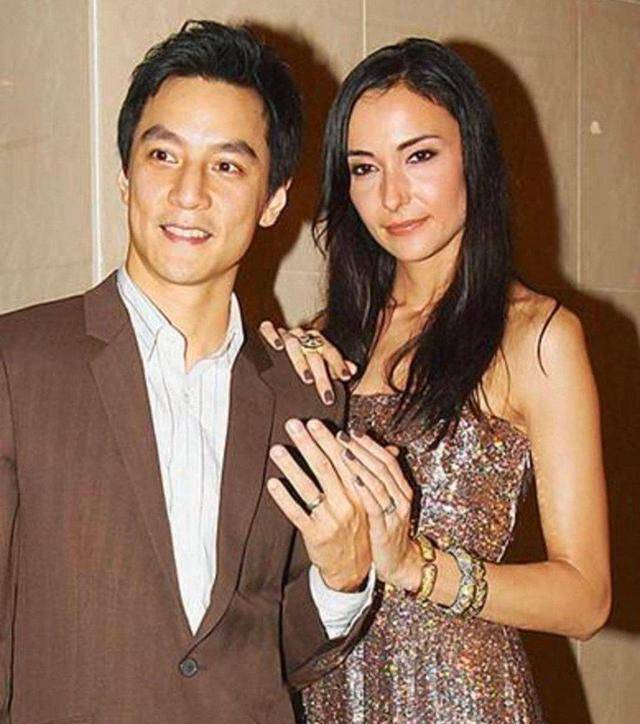 黎明前妻在巴厘岛度长假几位混血名模有人嫁富商有人销声匿迹