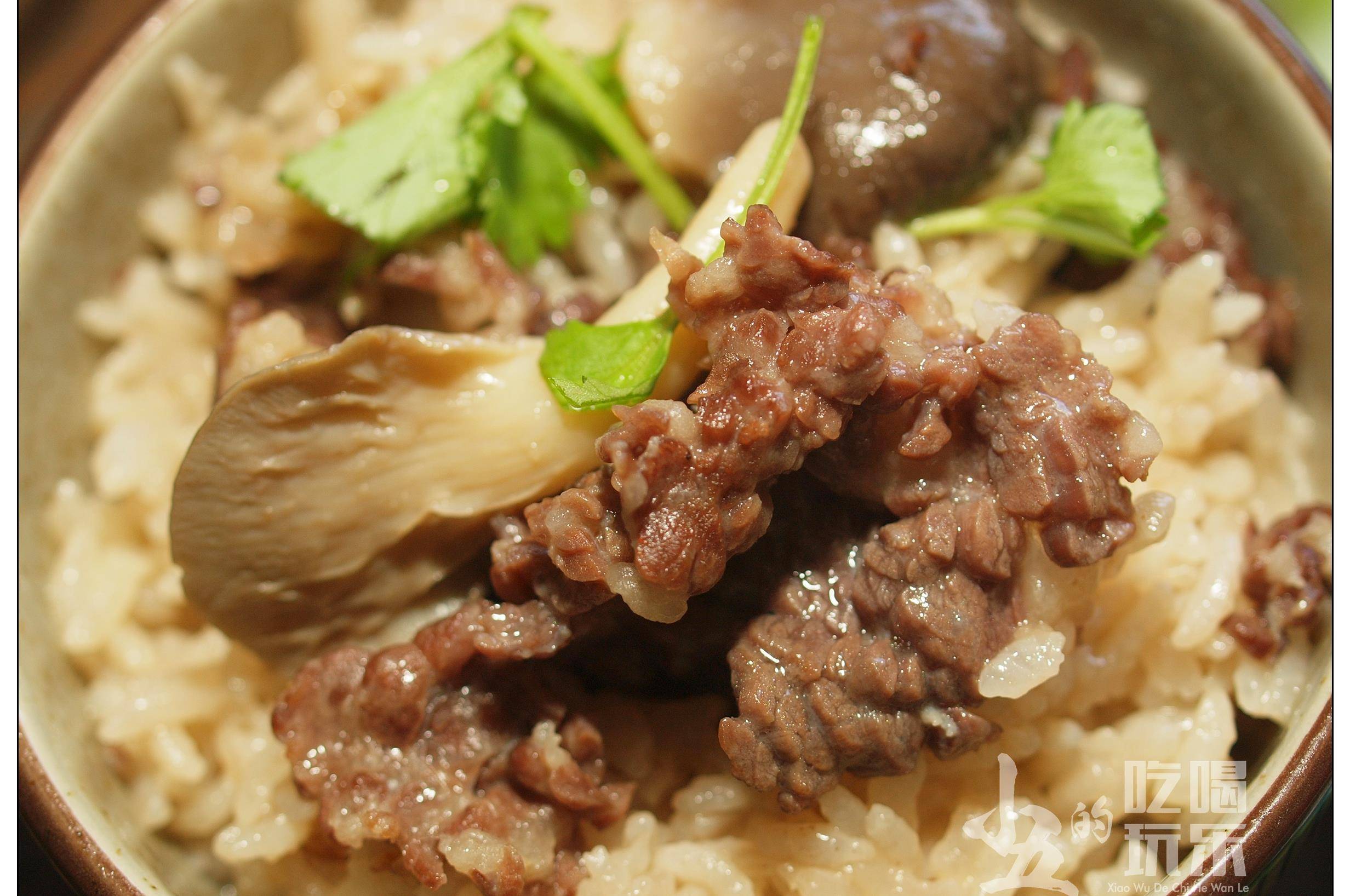 电饭煲焖牛肉饭图片